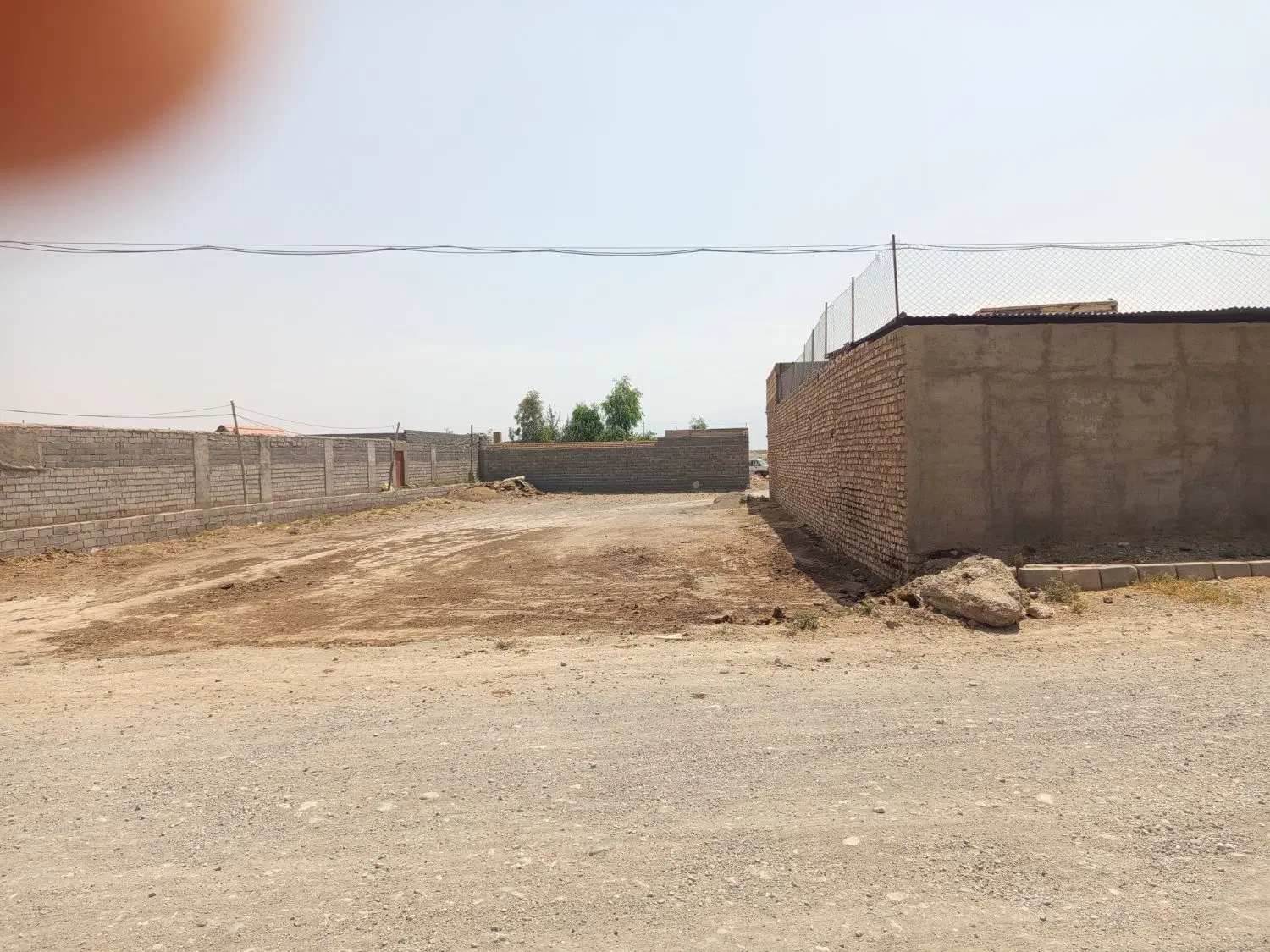 زمین دشت شیرآباد سند رسمی داره