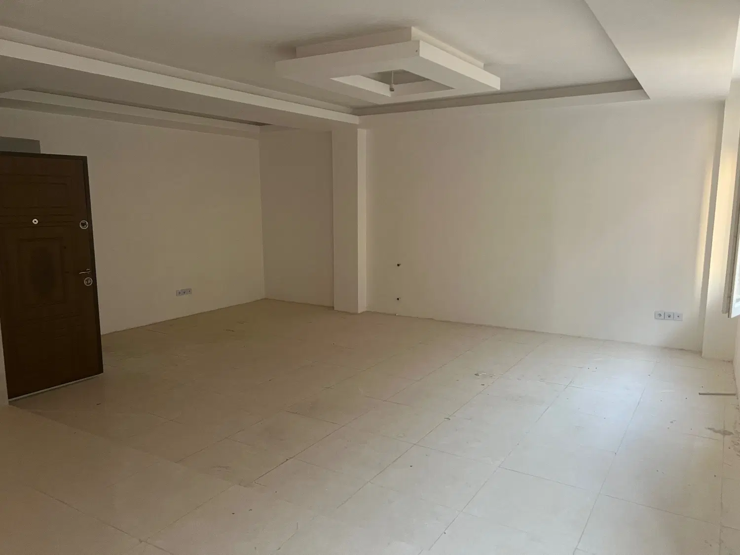 ۱۰۰ متری تک واحدی اسانسور دار منطقه ۶