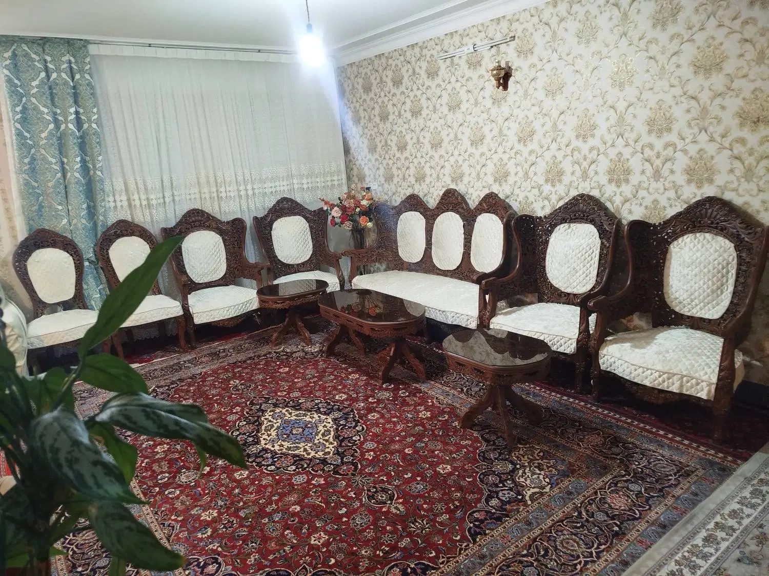 رهن کامل آپارتمان میدان بهار ۱۱۰ متری