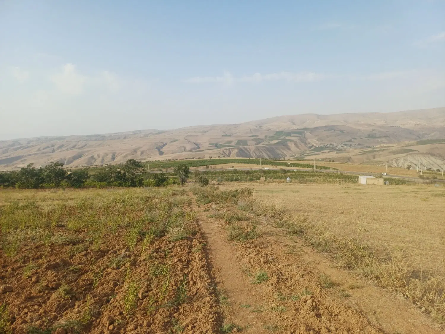 زمین مناسب ویلاسازی