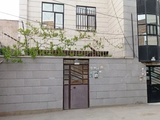 خانه حیاط دار راه جدا قاسم آباد
