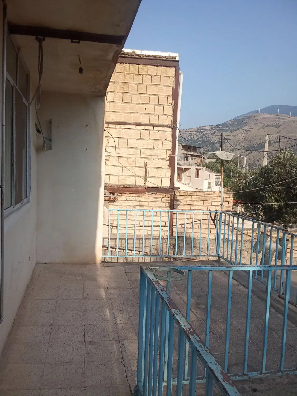 خانه ویلایی حیاط دار ، طبقه دوم ،