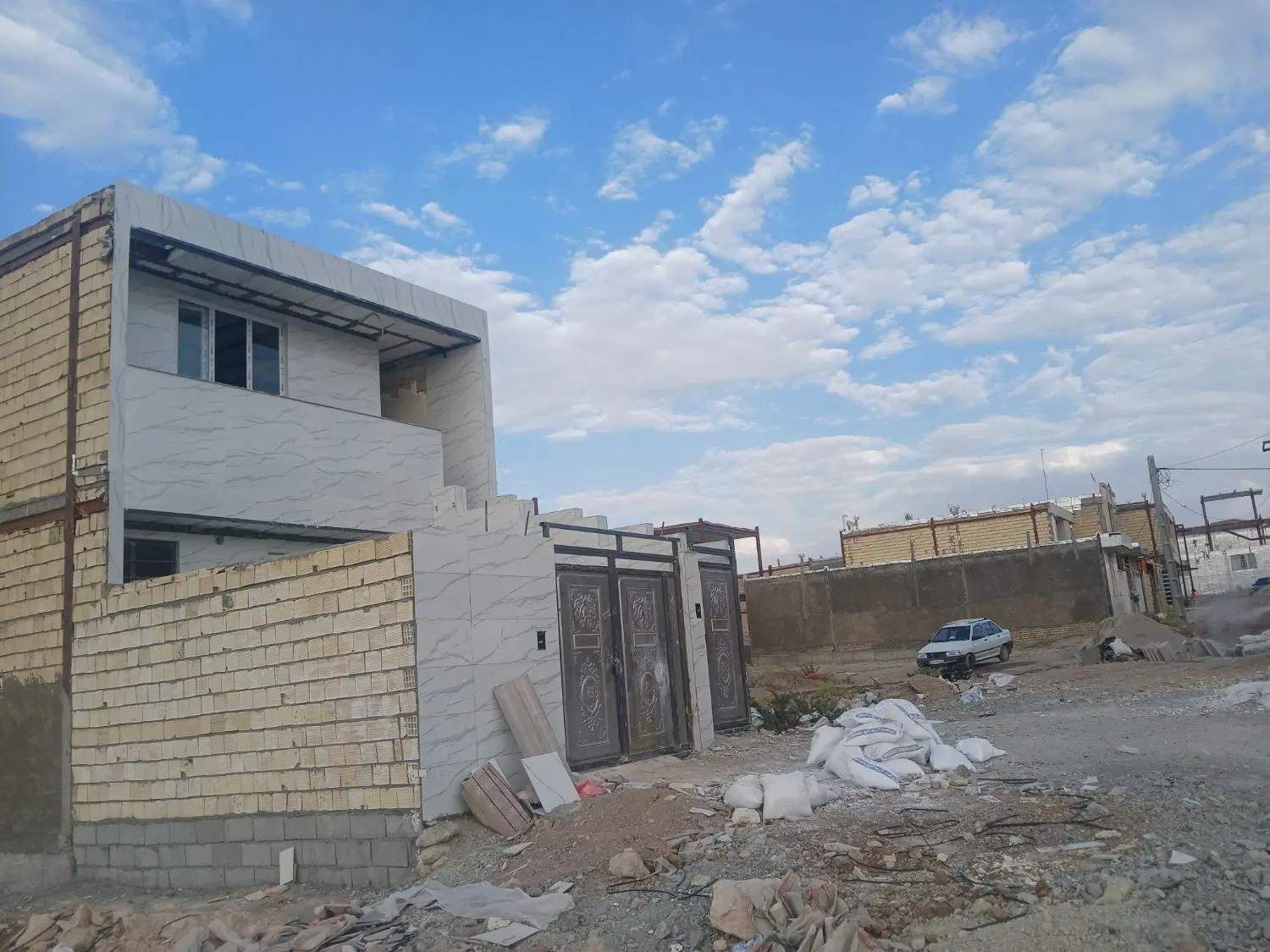 فروش ساختمان دو طبقه در خلیفه