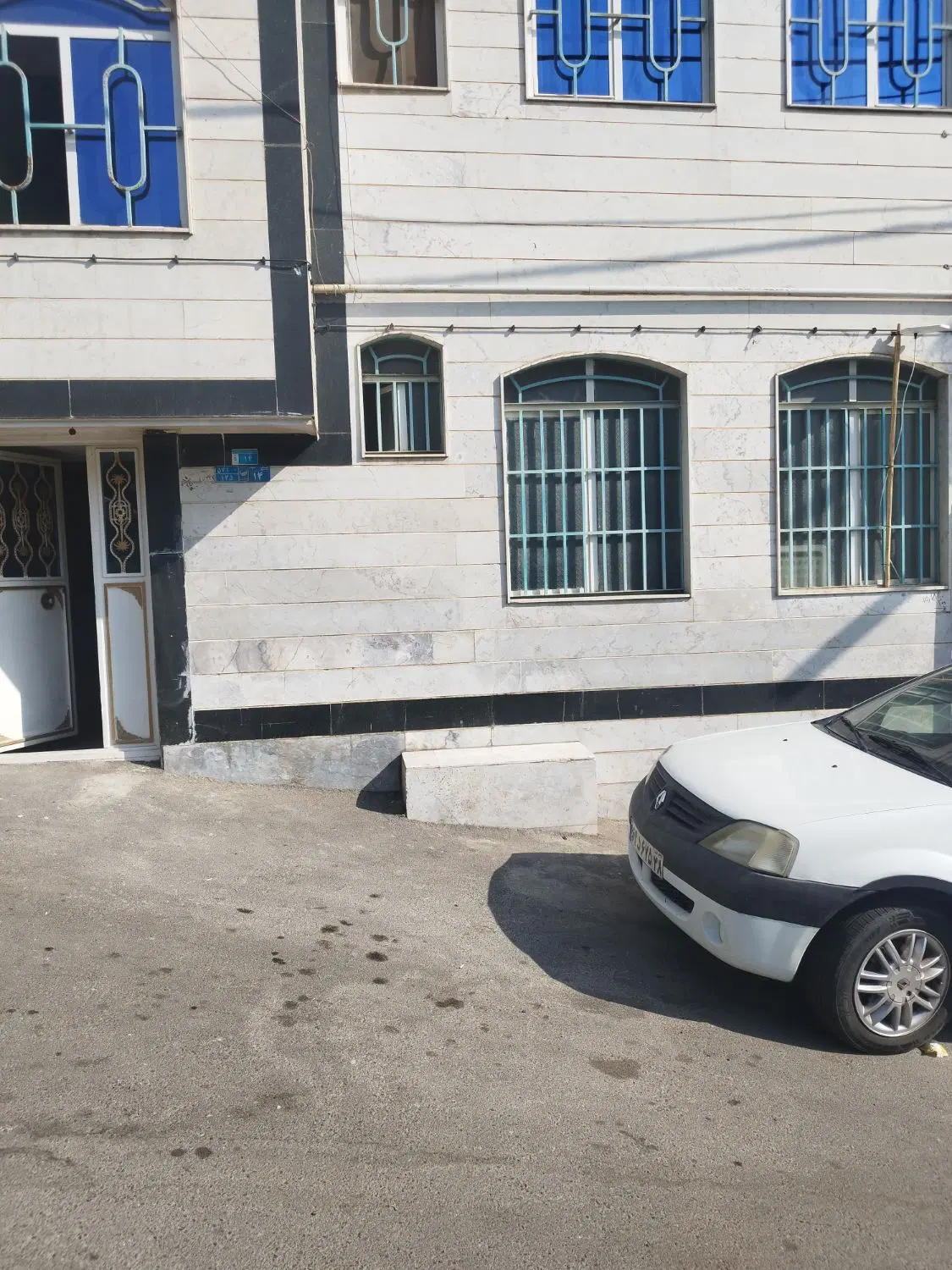 خانه ۸۳متری طبقه همکف