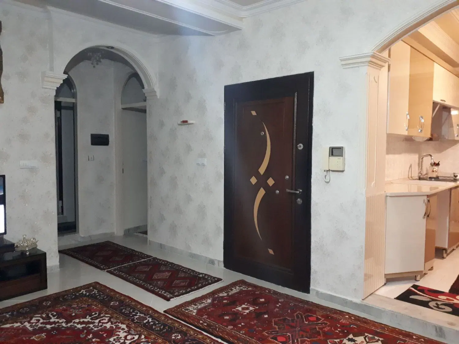 ۹۰ متر دامپزشکی
