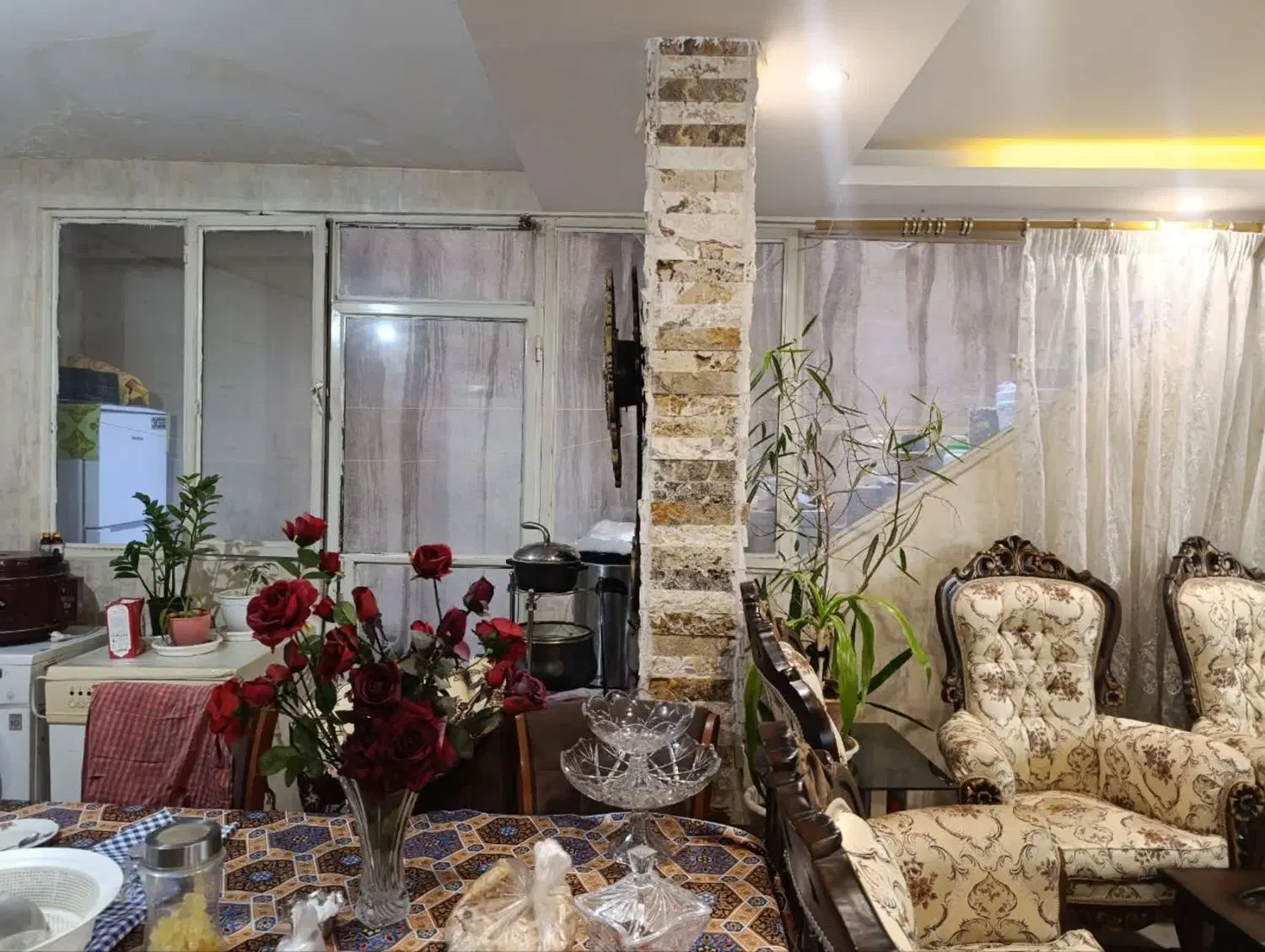 آپارتمان۹۰متری همکف سرافرازان