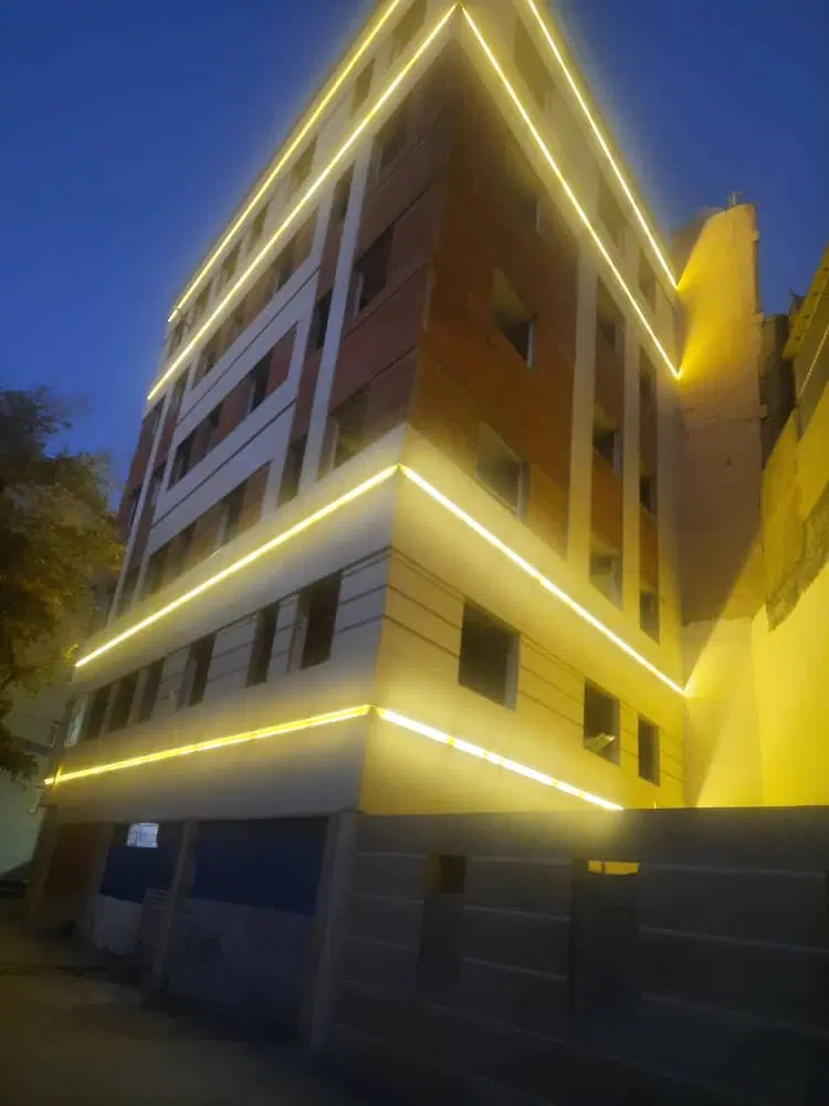 ۸۵متر دوخوابه کلید نخورده فول امکانات