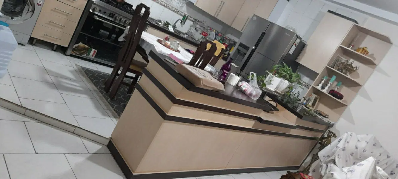 اتشکار۴ ،،۸۵متری