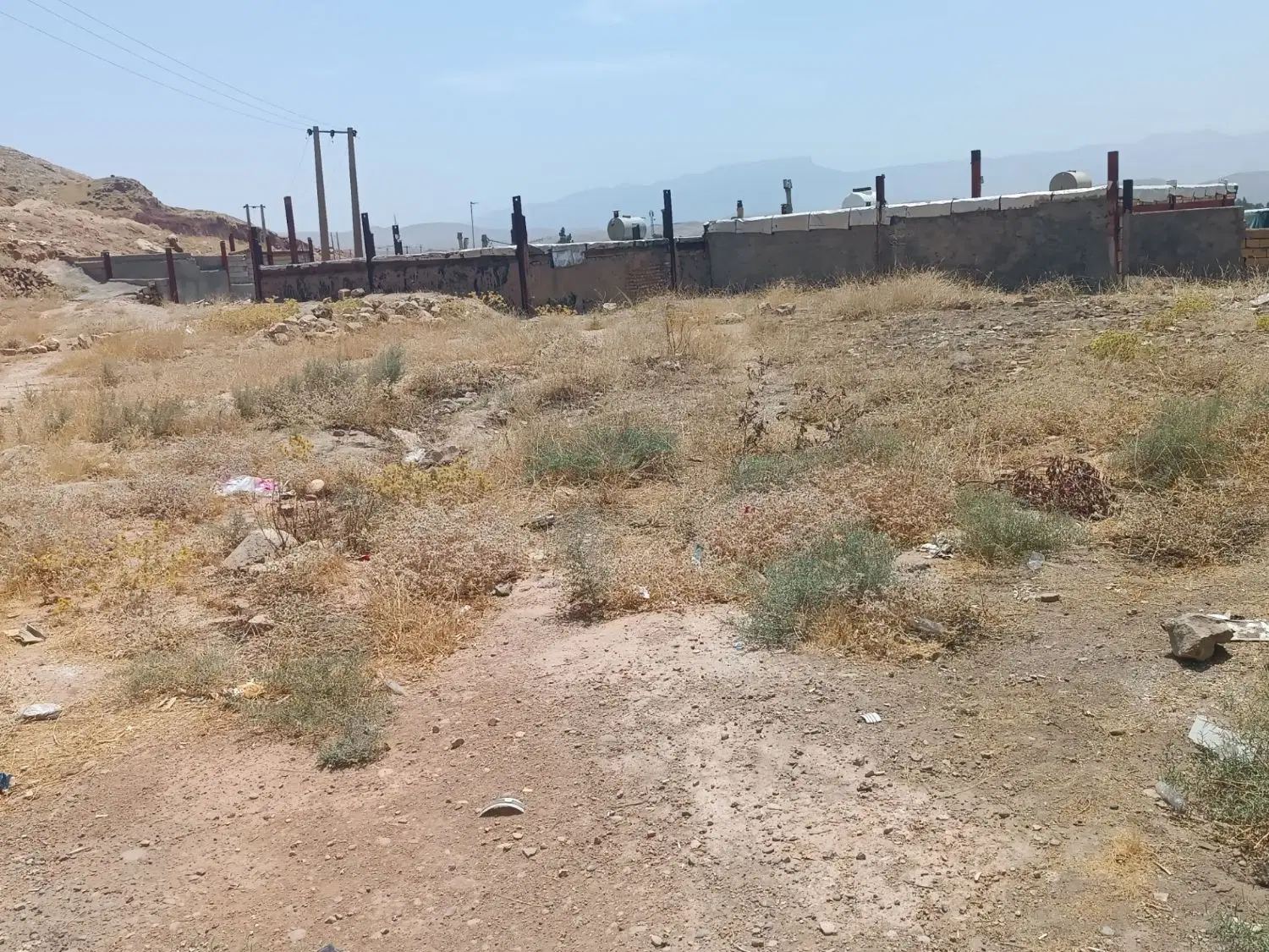 زمین مسکونی