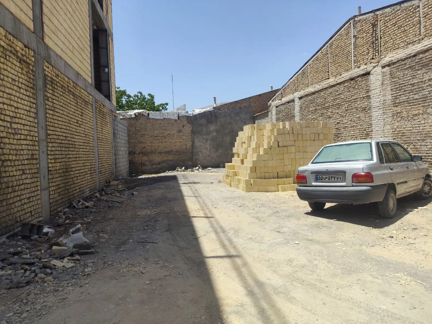زمین150متری