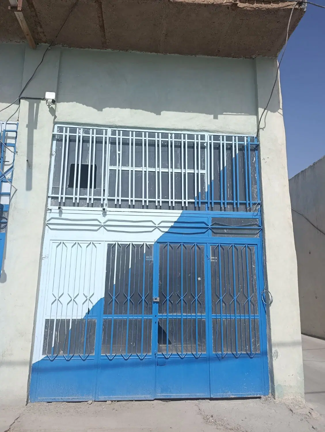مغازه اجاره ای دوراهی مهریز