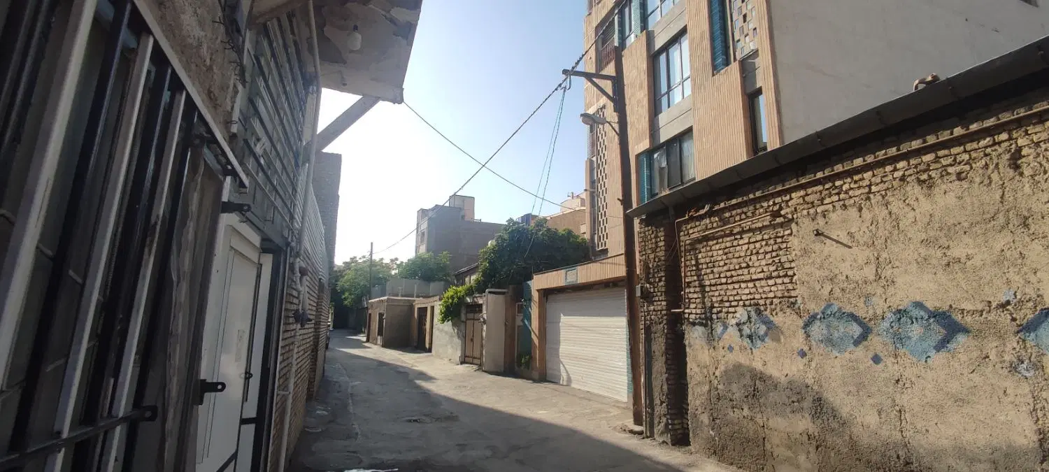 ویلایی کلنگی بلوار وحدت (حرم مطهر)