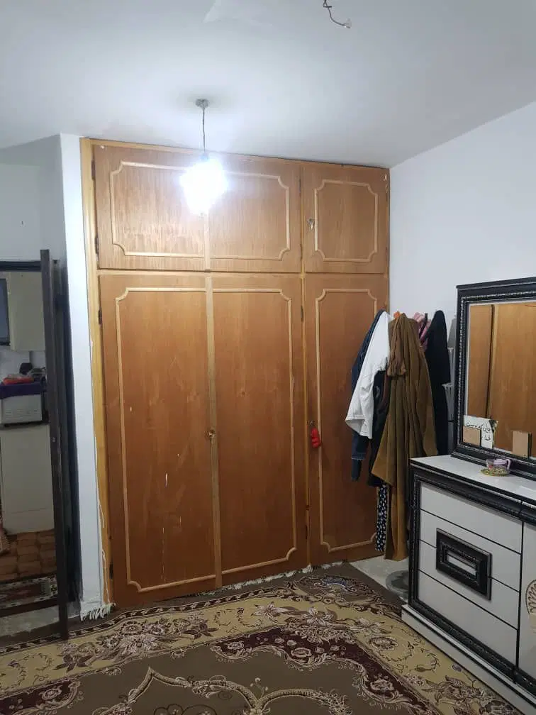 واحد تکخواب. مجتمع ولیعصر