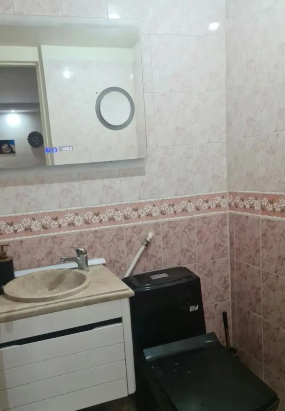 واحد ۸۰ متری در نارمک
