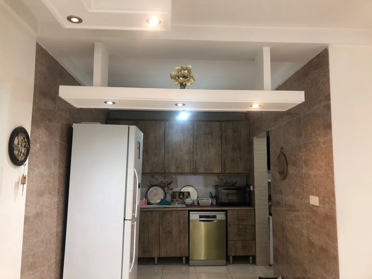 اپارتمان اجاره ای ۱۱۰ متر دو خوابه ۱۷ شهریور