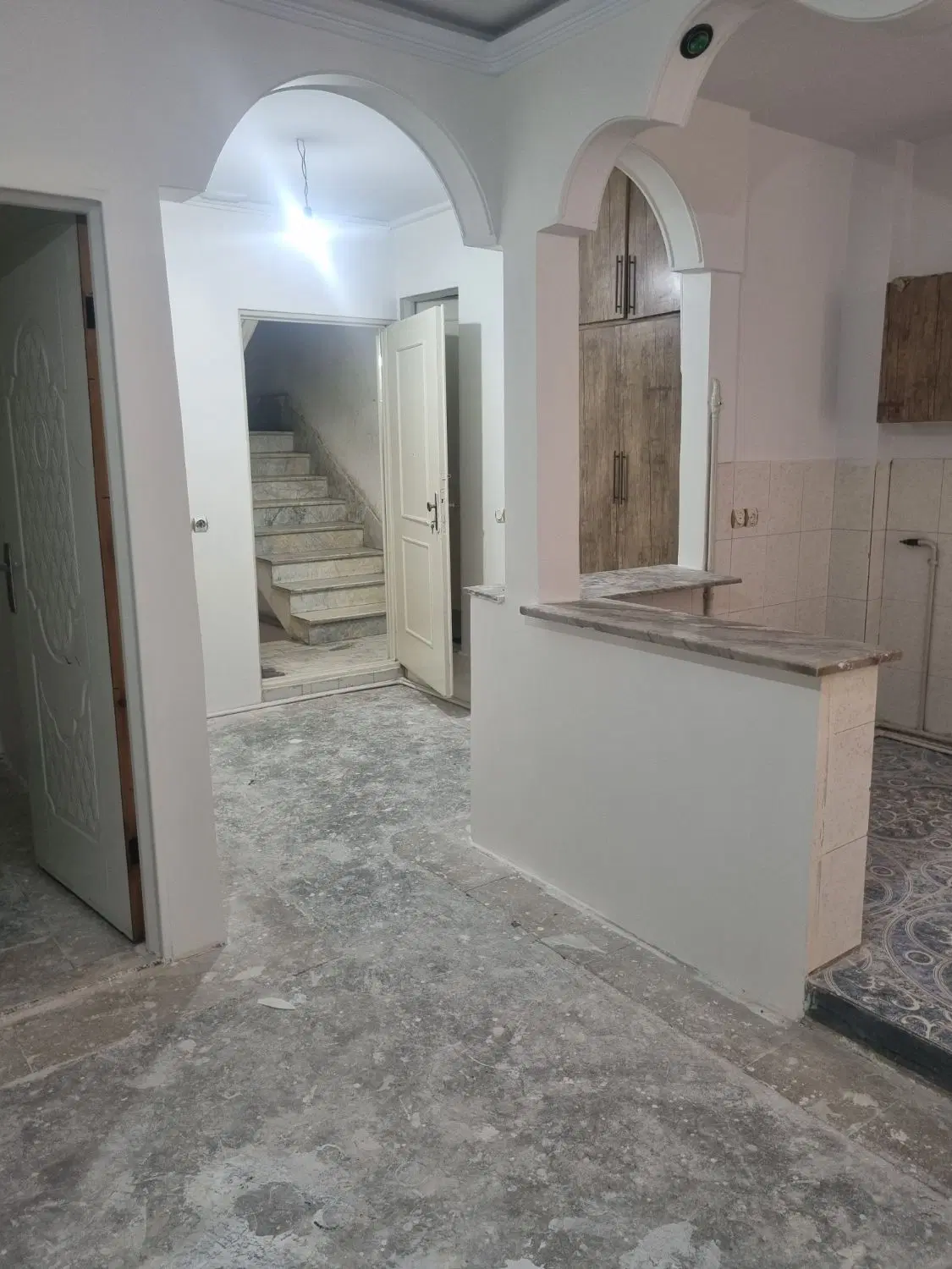 فروش اپارتمان ۵۸ متری گلستان فلکه دوم