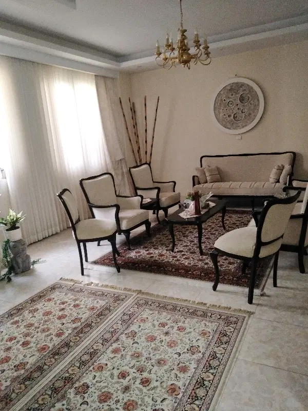 خانه ویلایی ۳۲۰ متری کوی ۱۷ شهریور