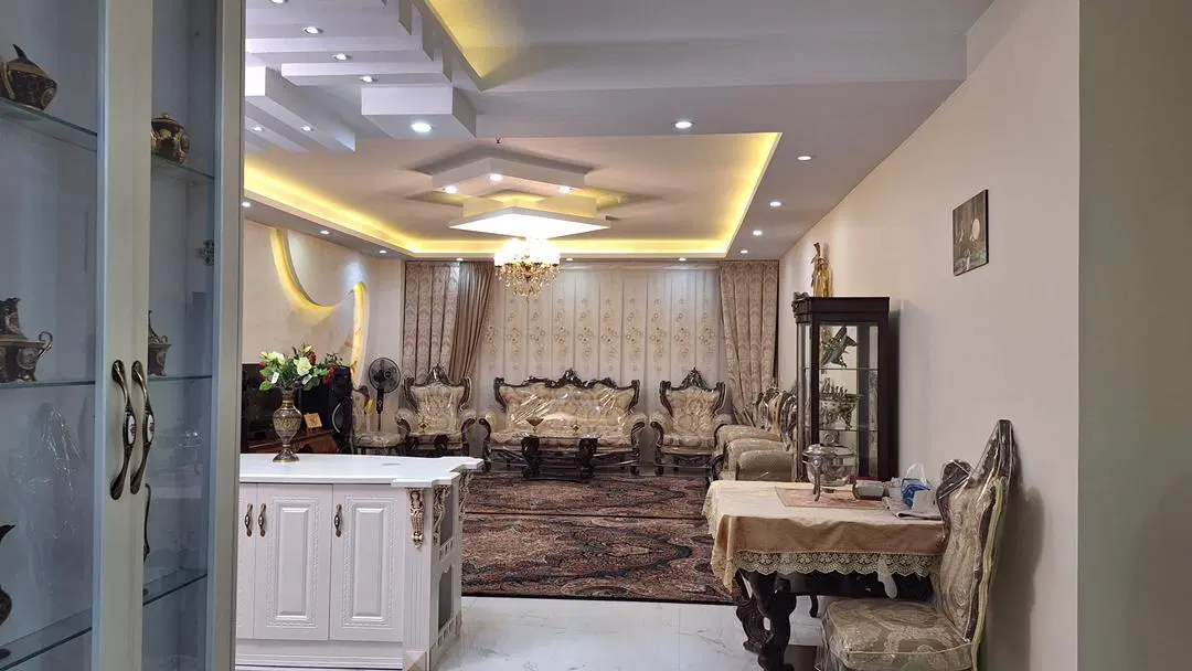۱۳۷متر_فول امکانات_پارکینگ وانباری اختصاصی