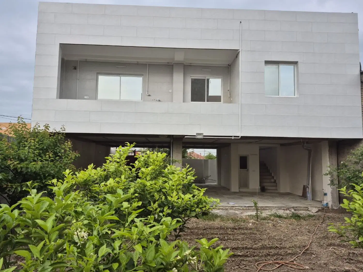 خانه ویلایی نوساز واقع در روستای کفشگیری