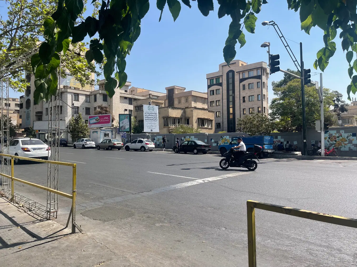 کلنگی۴۶۰ متری سند اداری بر جهان کودک