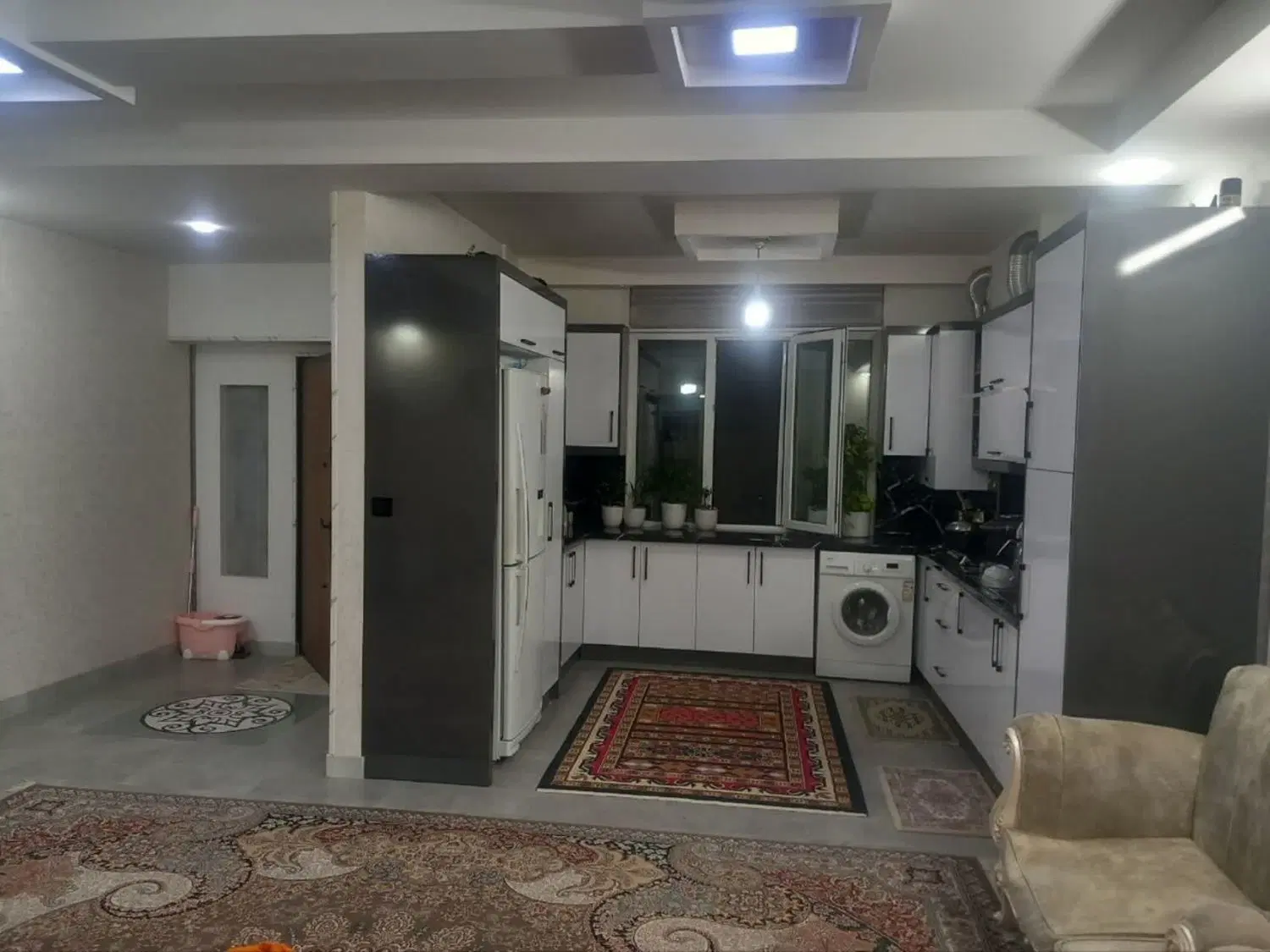 دوطبقه ویلایی هر طبقه مجزا وشیک