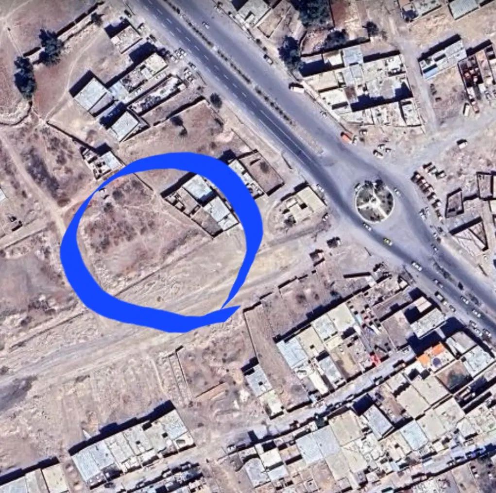 زمین تجاری و مسکونی