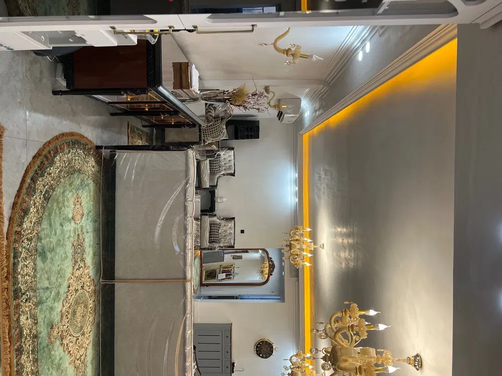 اپارتمان ۱۶۰