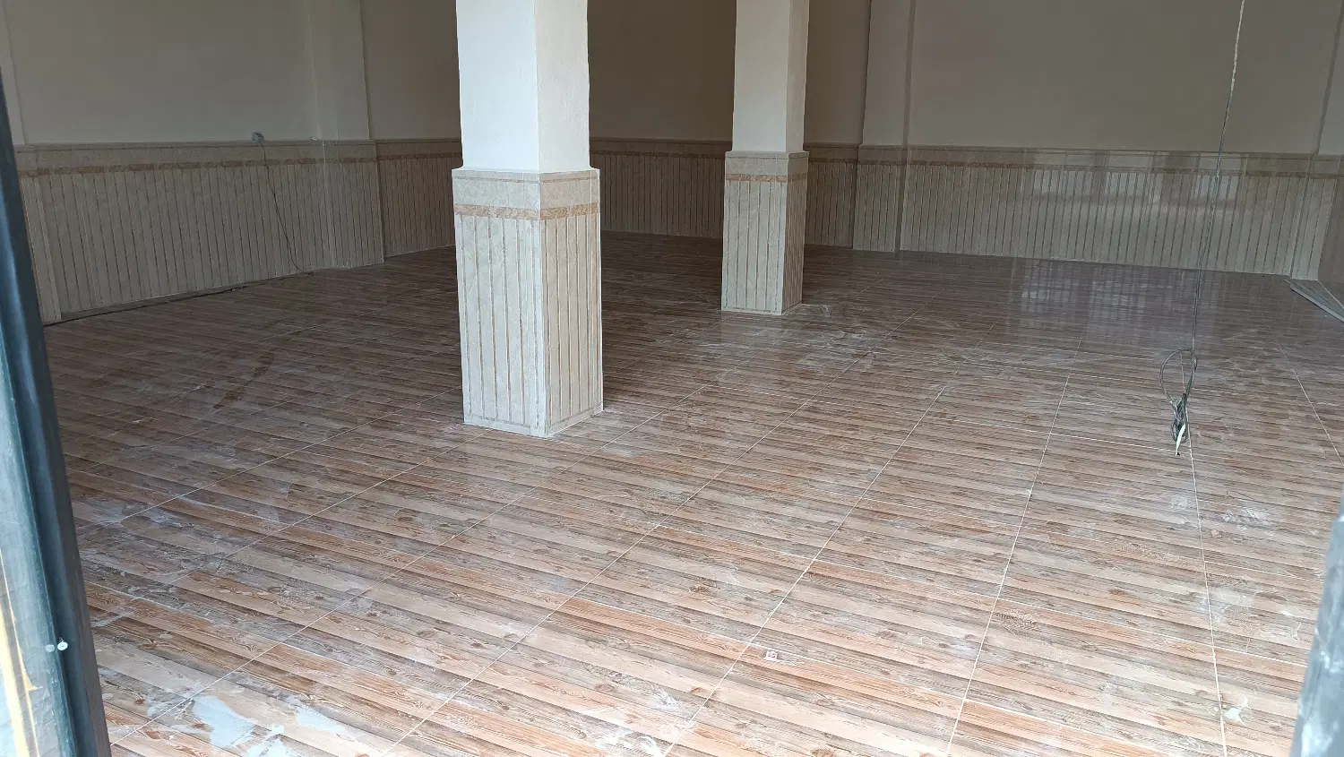 ۸۵متر مغازه جهت اجاره میدان نماز