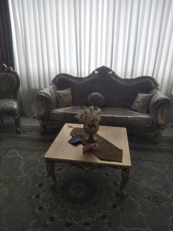 یک باب خانه ویلایی واقع درشهرک کرناچی