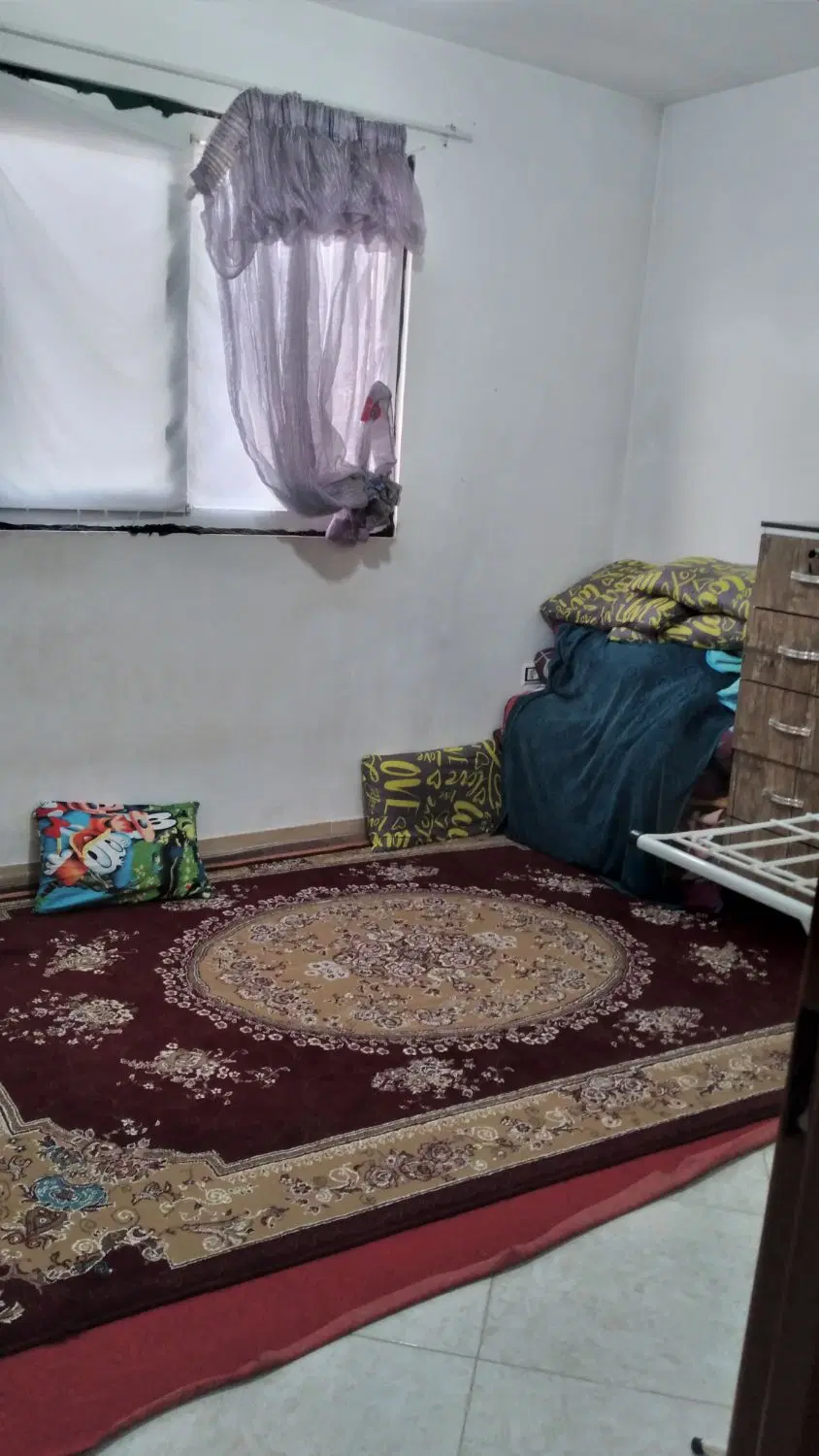 ۷۰ متر و نیم دو خواب طبقه اول