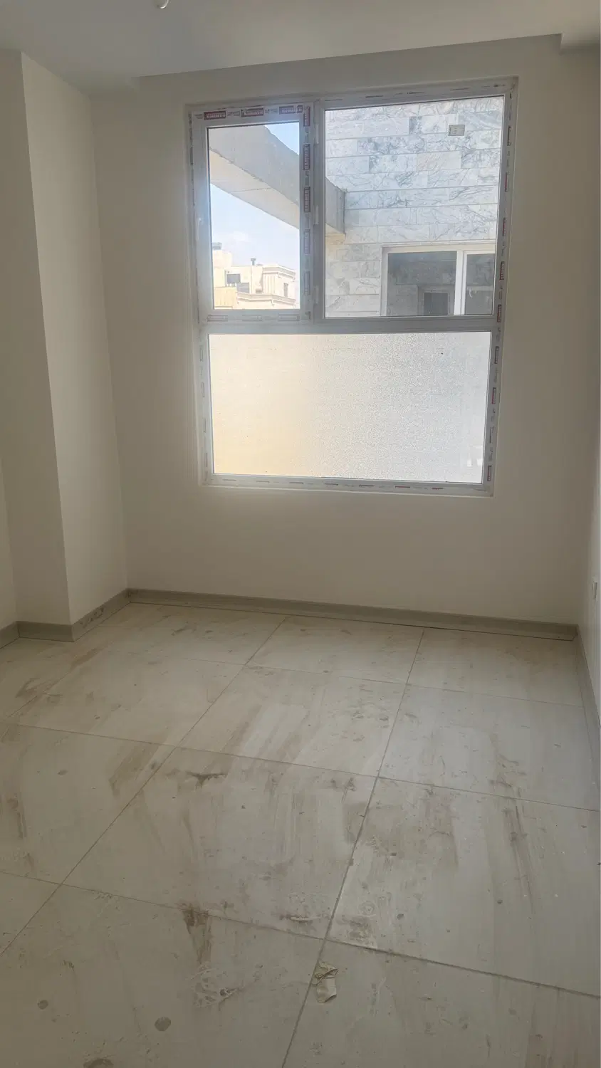 ۸۵ متر نوساز دو خواب کلیدنخورده