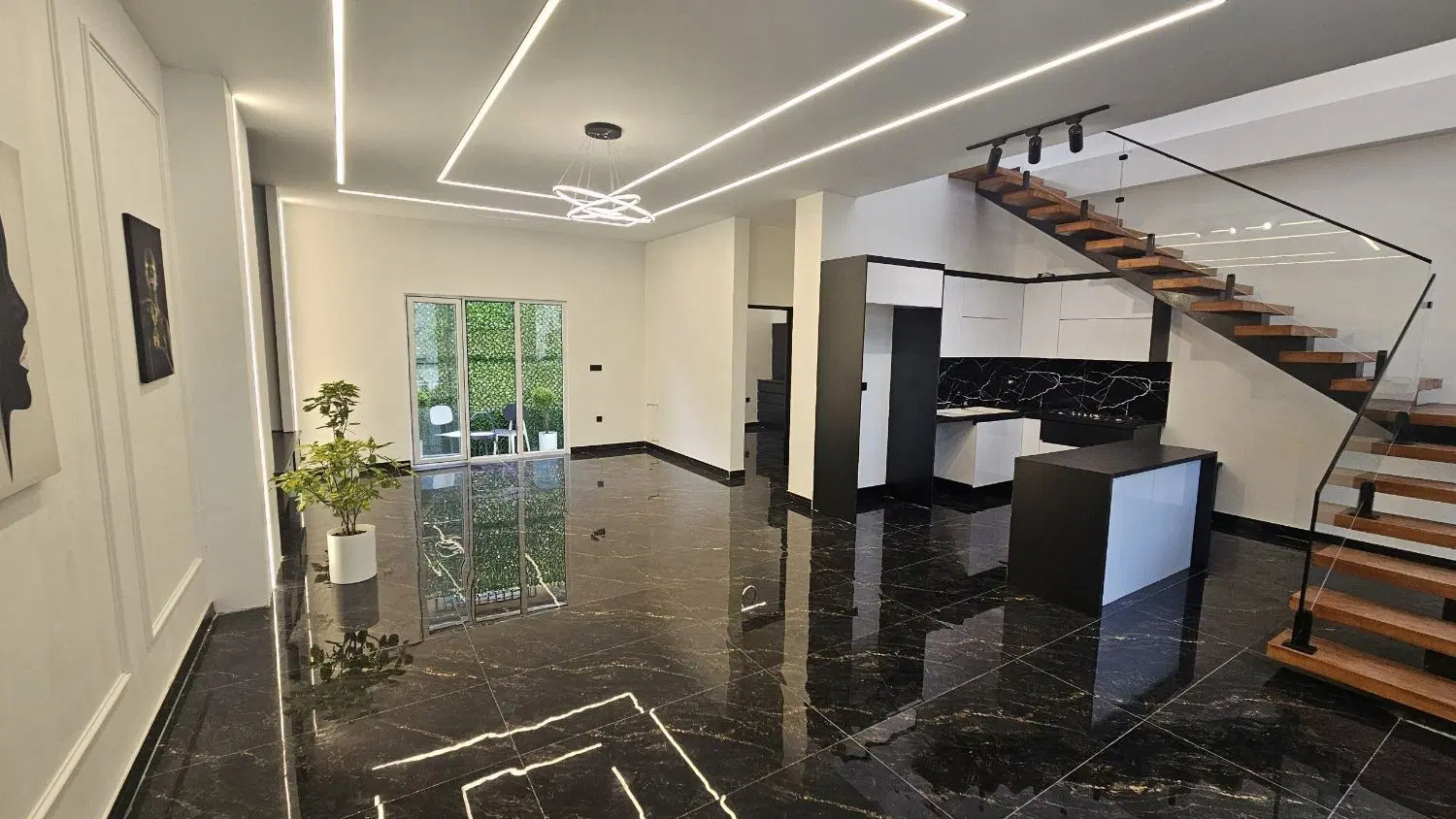 ویلا دوبلکس نما مدرن جکوزی دار منطقه جنگلی سنددار