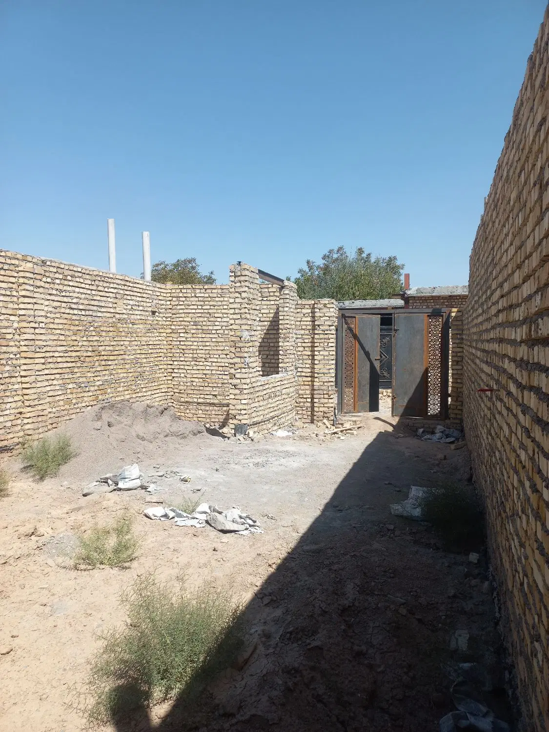 شایسته ۲۱ یک قطعه بعد حاشیه