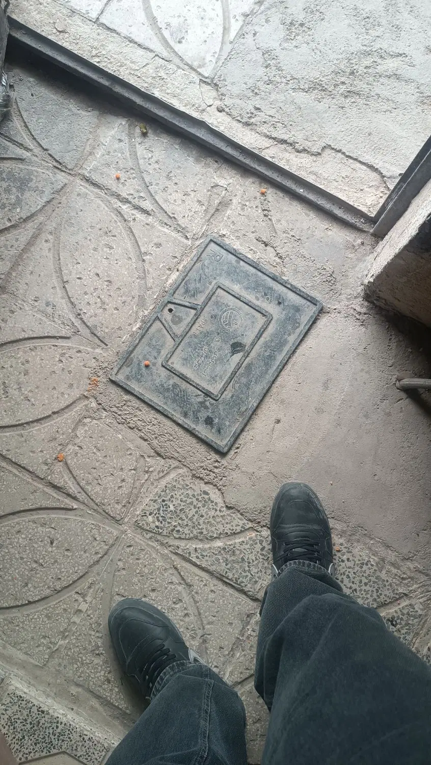 خانه 50متری نقلی نزدیک خیابان اصلی  بهر کوچه