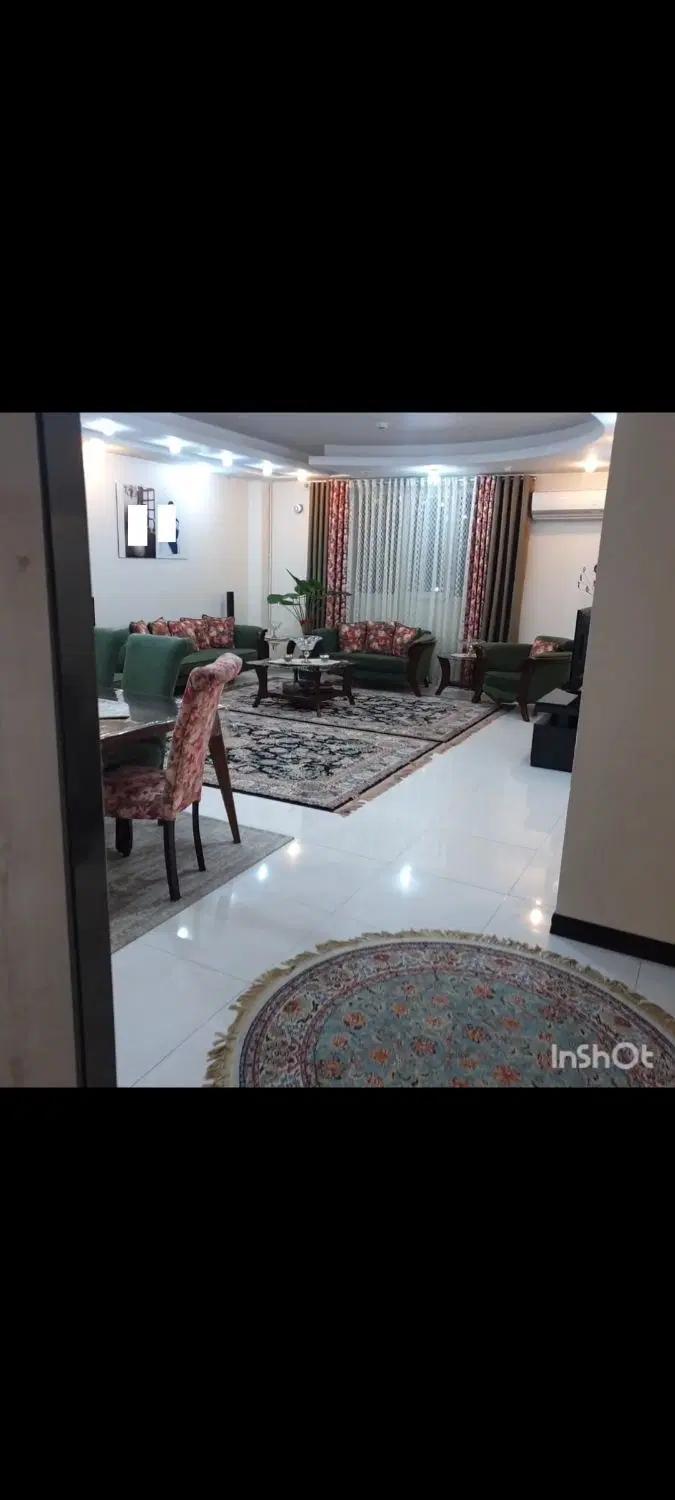 130متر3خواب واحدجلو سالن روبه‌نما و اتاق جلو