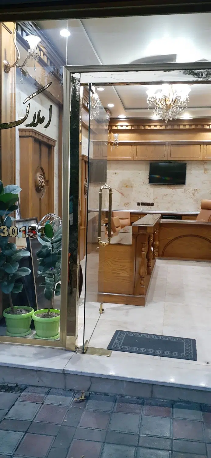 30مترمغازه مهرآبادجنوبی