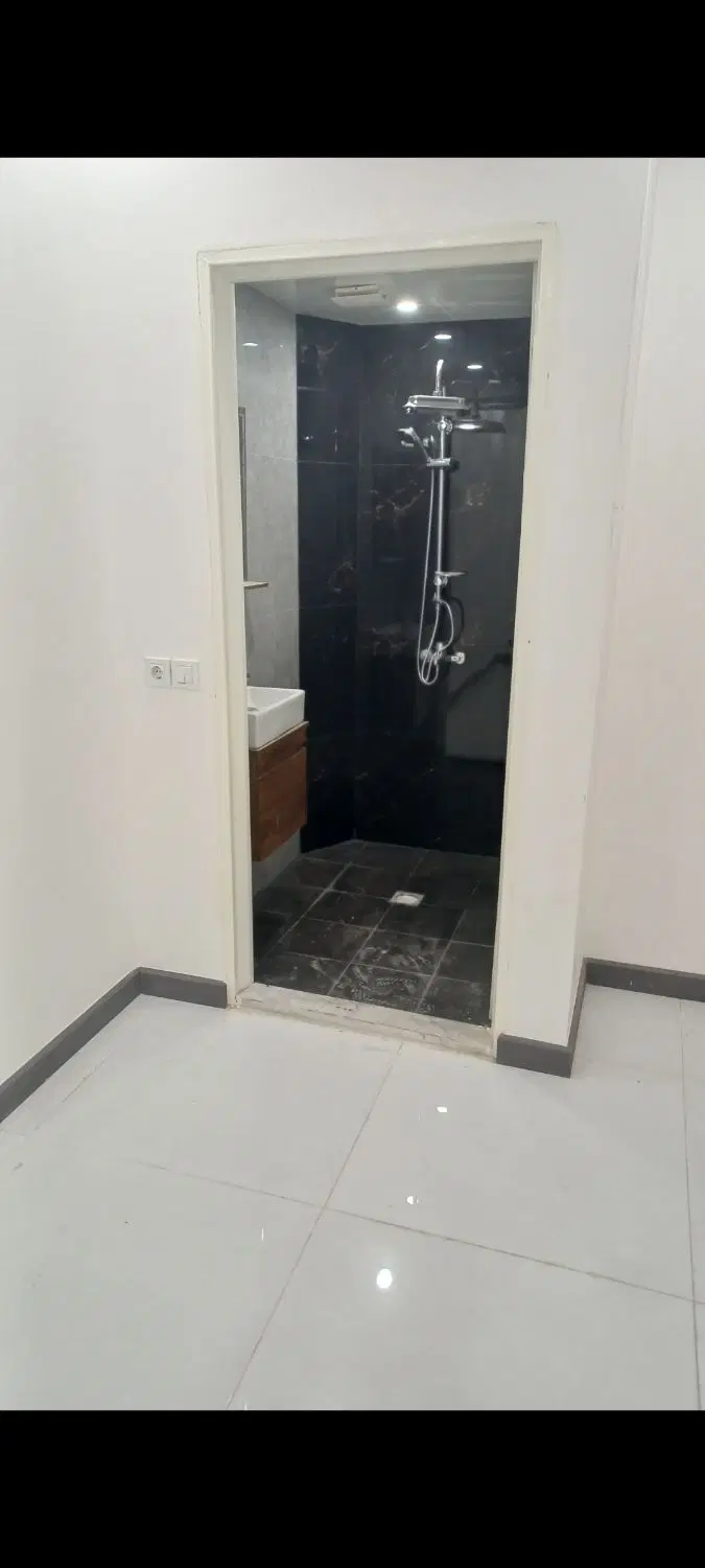فروش سه خواب ناحیه صنعتی