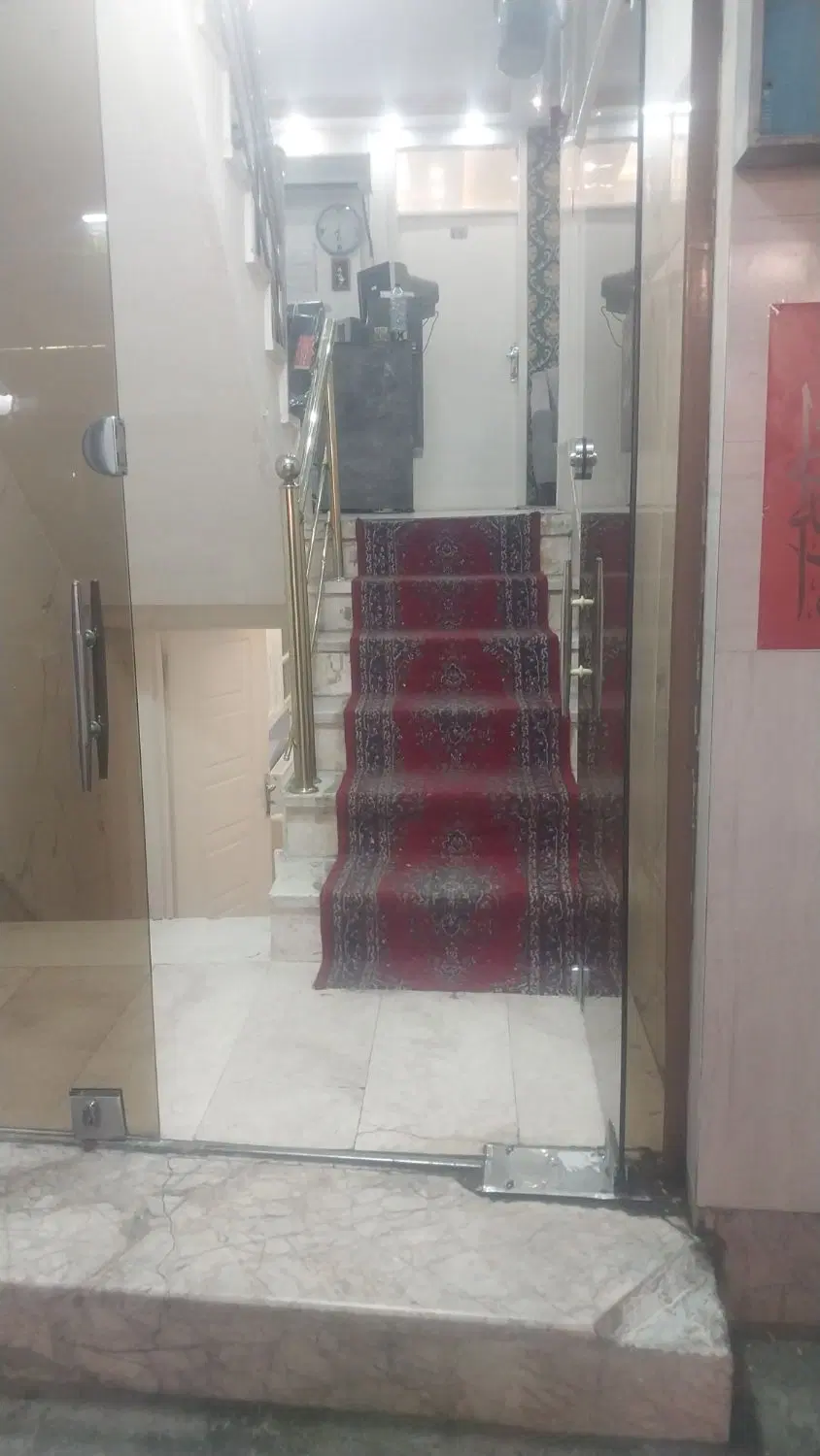 سویت اپارتمان امام رضا ۸ اماده همکاری با کارون.