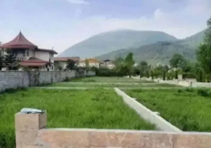 زمین با قابلیت ساخت کلبه سوئیسی