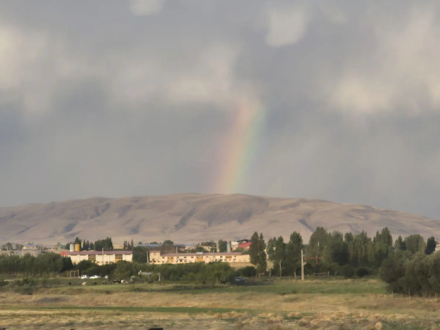 فروش زمین داخل محدوده،جهت ساخت وسازدر روستای سندان