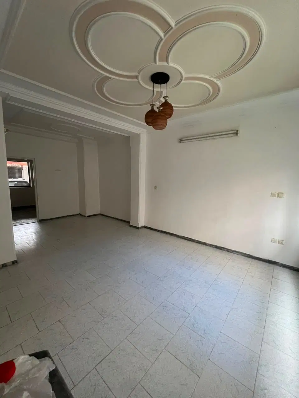 همکف ۷۰ متری _جانثار