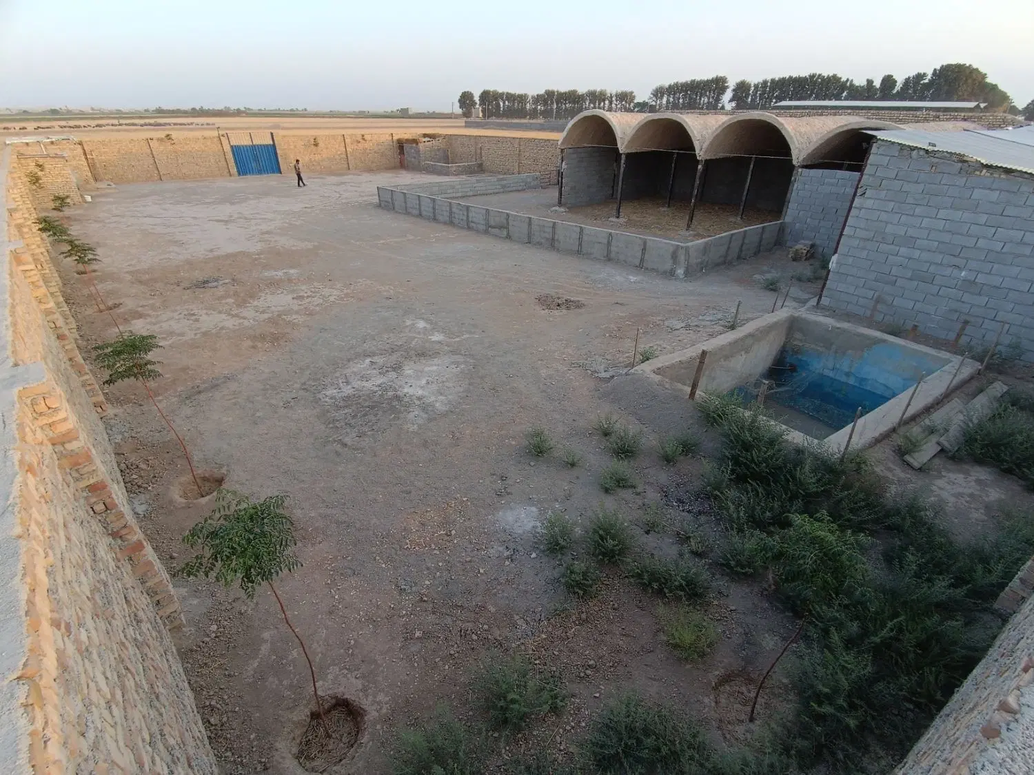 چهار دیواری