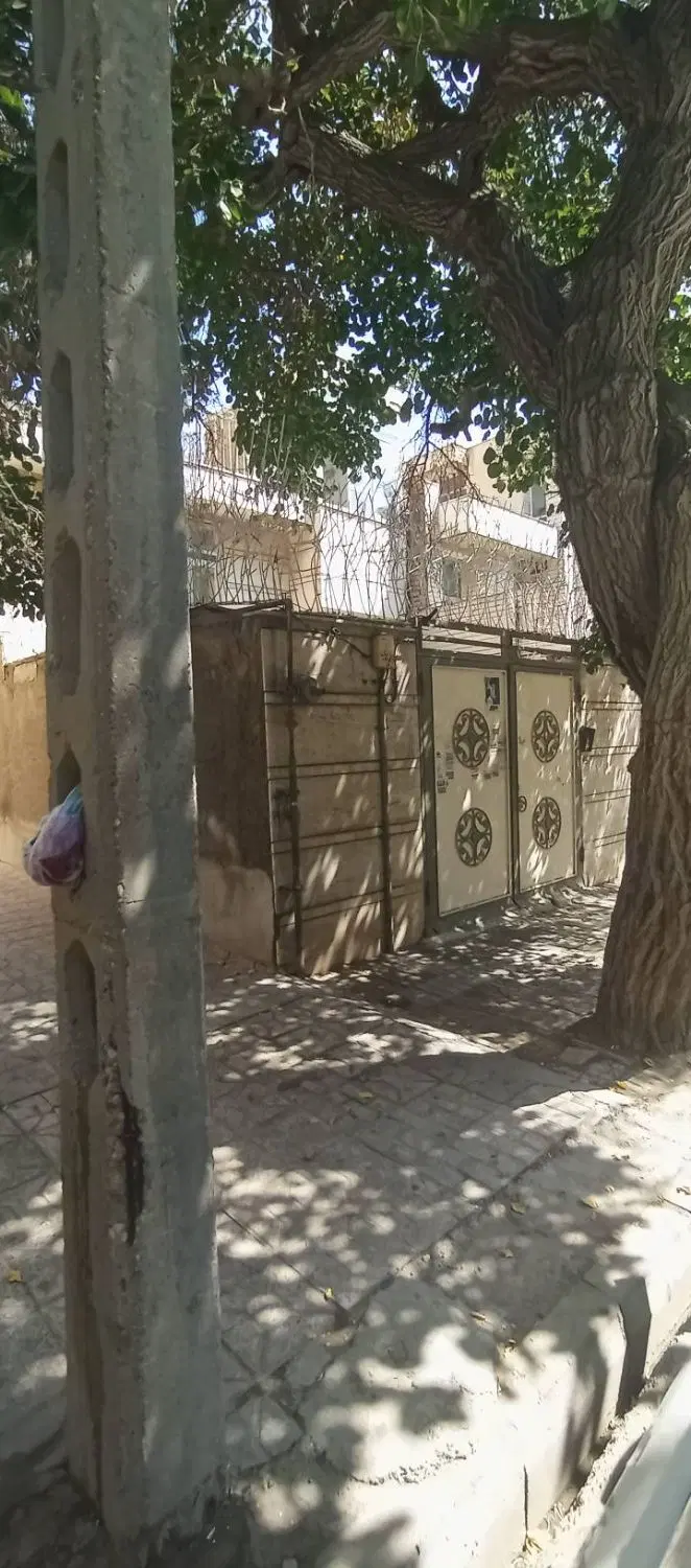 خانه ویلایی 105 متری دو‌نبش مطهری شمالی