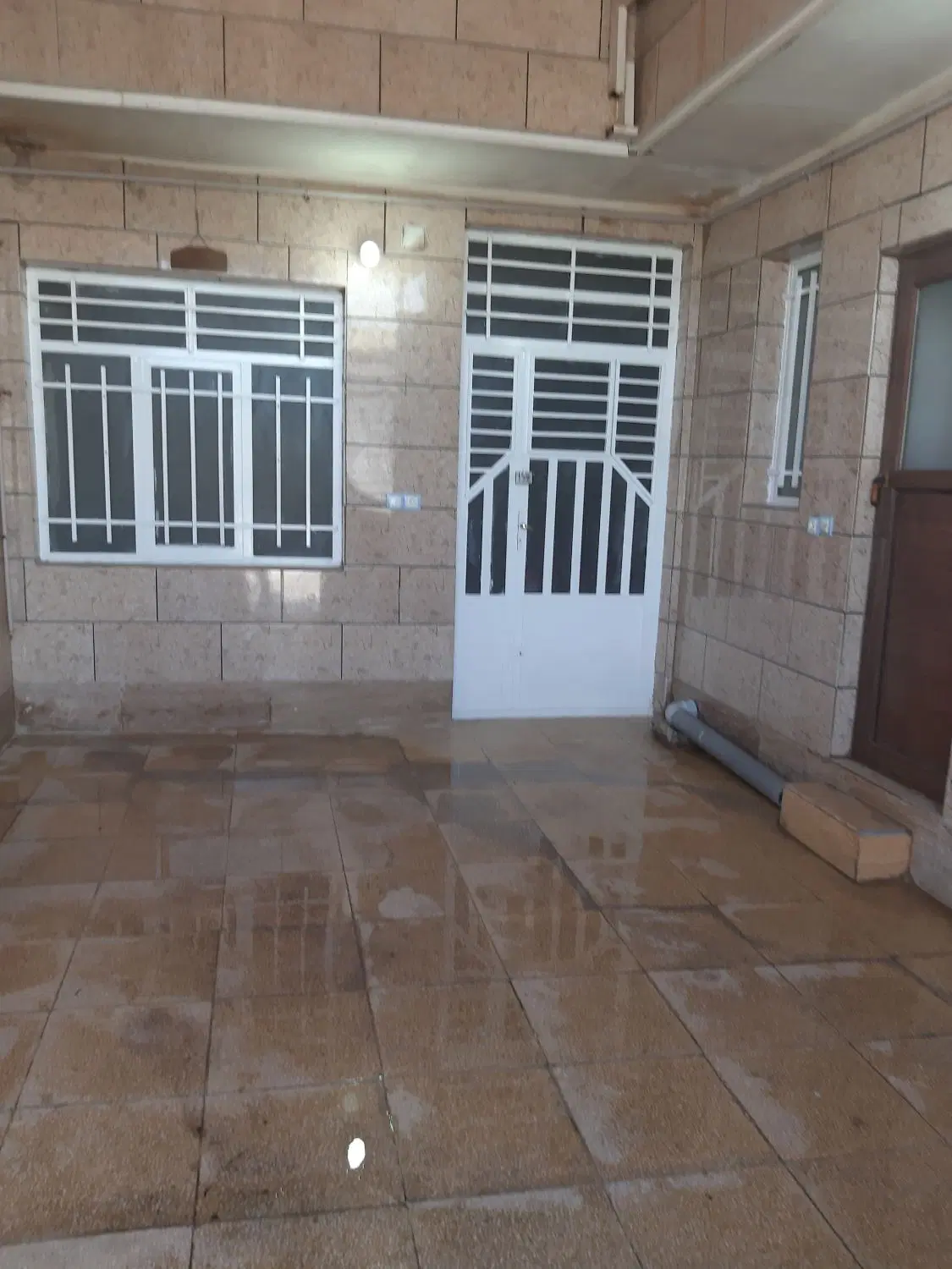 منزل شرکتی ایستگاه۴قدس جنب رستوران بهار
