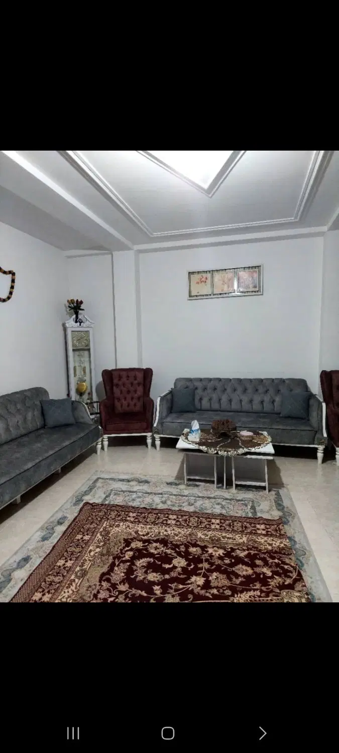 خونه ۷۷ متری طبقه اول  دو واحدی بازسازی شده