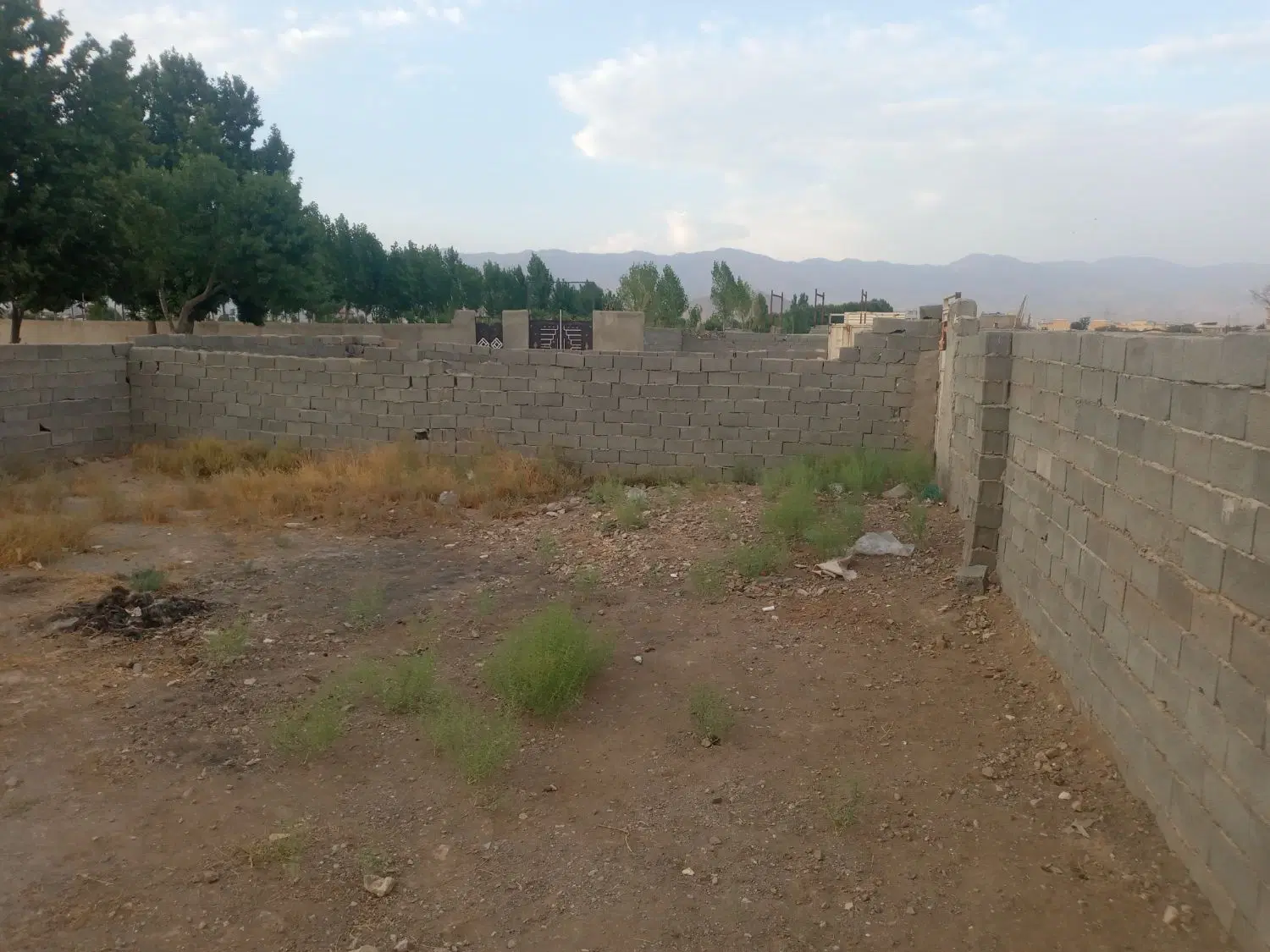 زمین فروشی درشهرک سیدجمالدین حدود۱۷۰متر