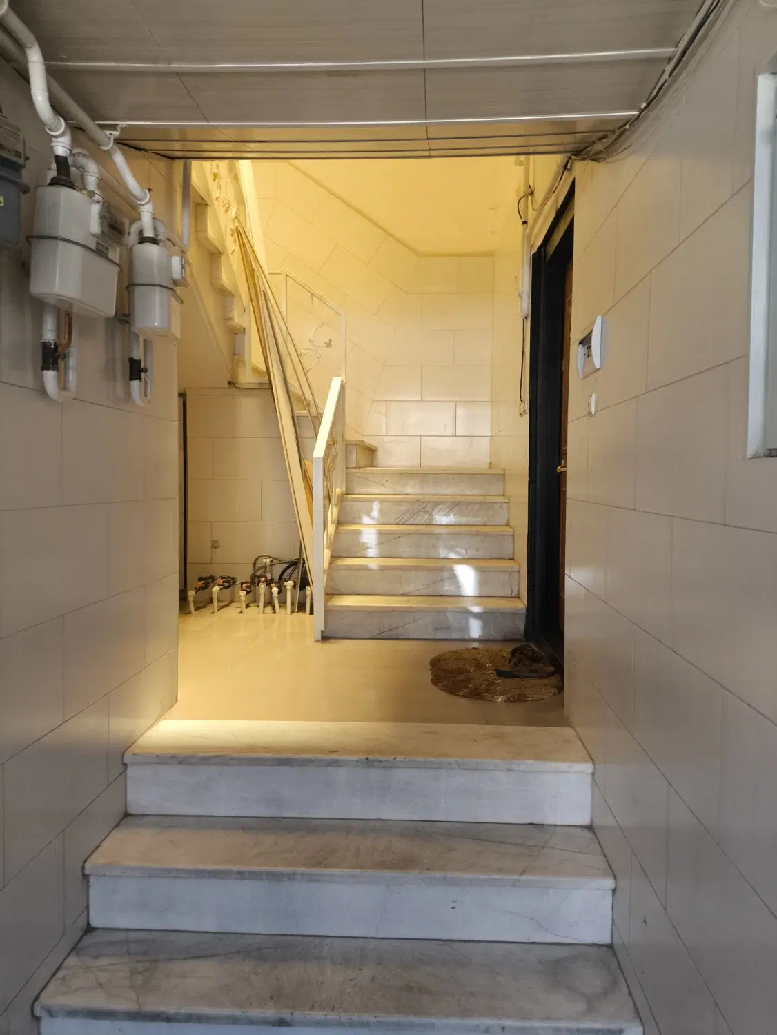 آپارتمان خیابان توحید