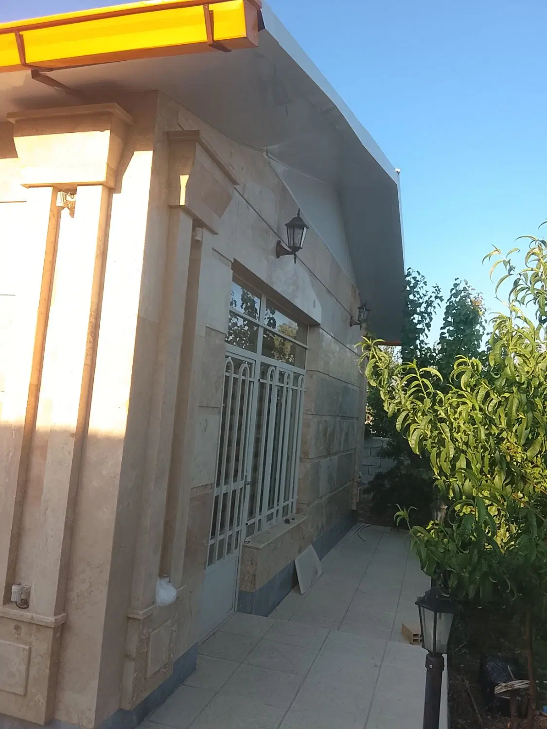 ویلا آماده ۵۰۰مترآب چاه وبرق روستای زین آباد