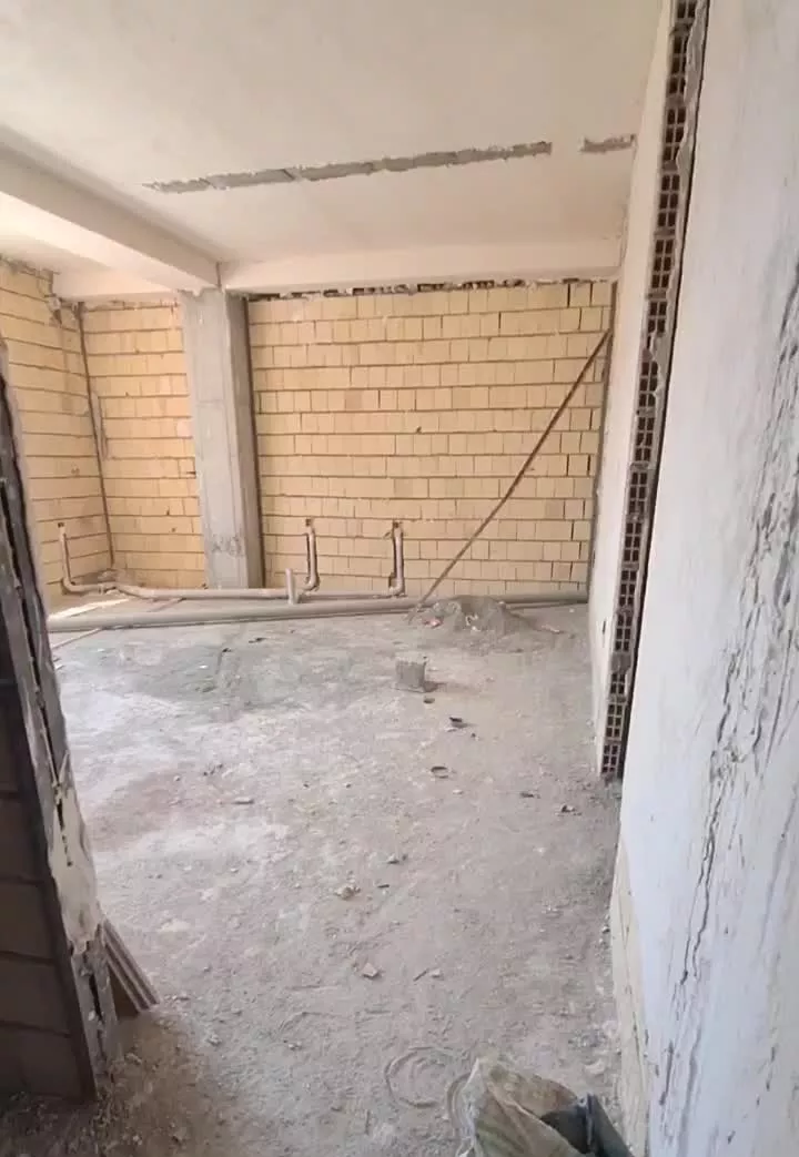 واحد ۹۵متری میدان نیایش