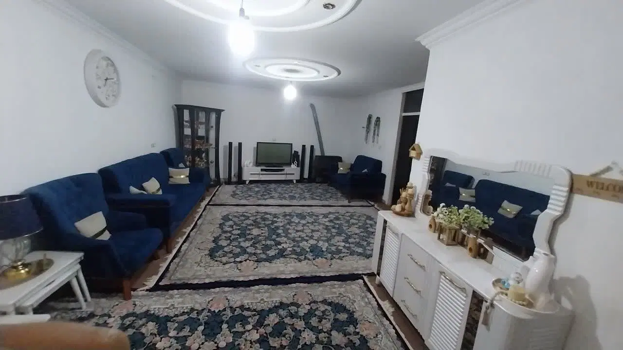 ۷۰متر اپارتمان طبقه همکف